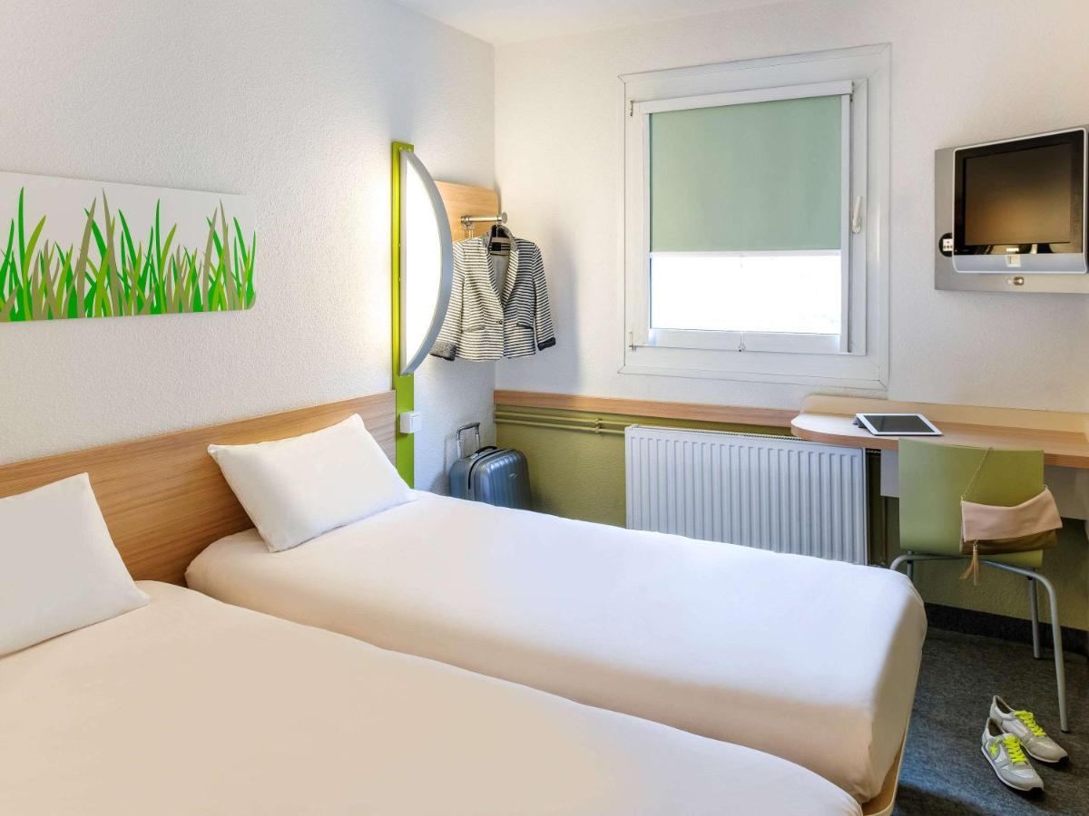 Hotel Ibis Budget Aix Les Bains - Gresy Exterior foto