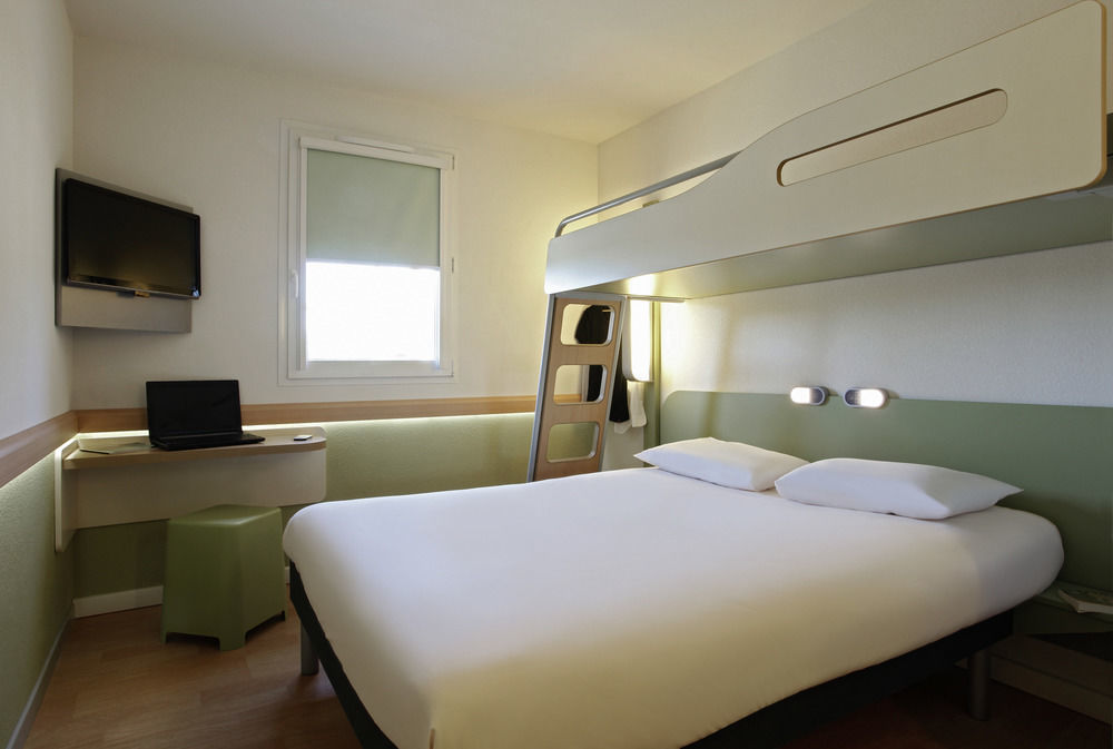 Hotel Ibis Budget Aix Les Bains - Gresy Exterior foto