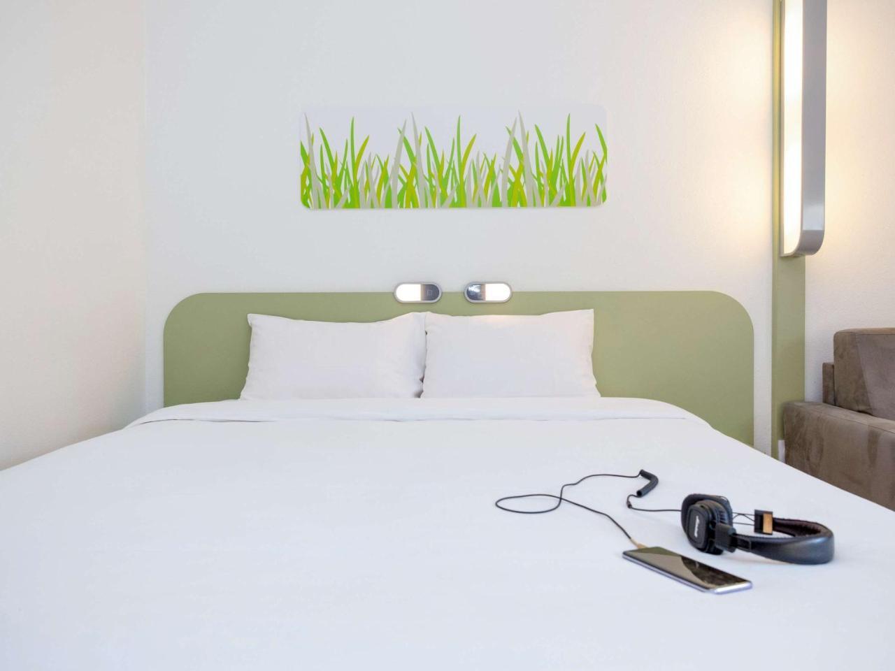 Hotel Ibis Budget Aix Les Bains - Gresy Exterior foto